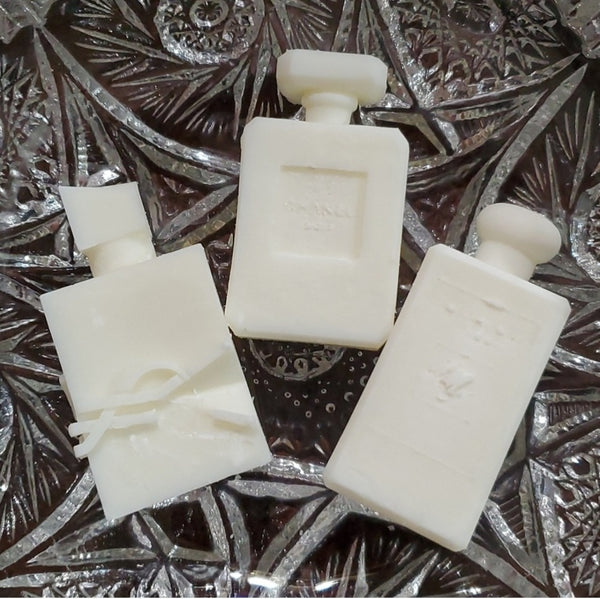 Luxury-themed Wax Melts